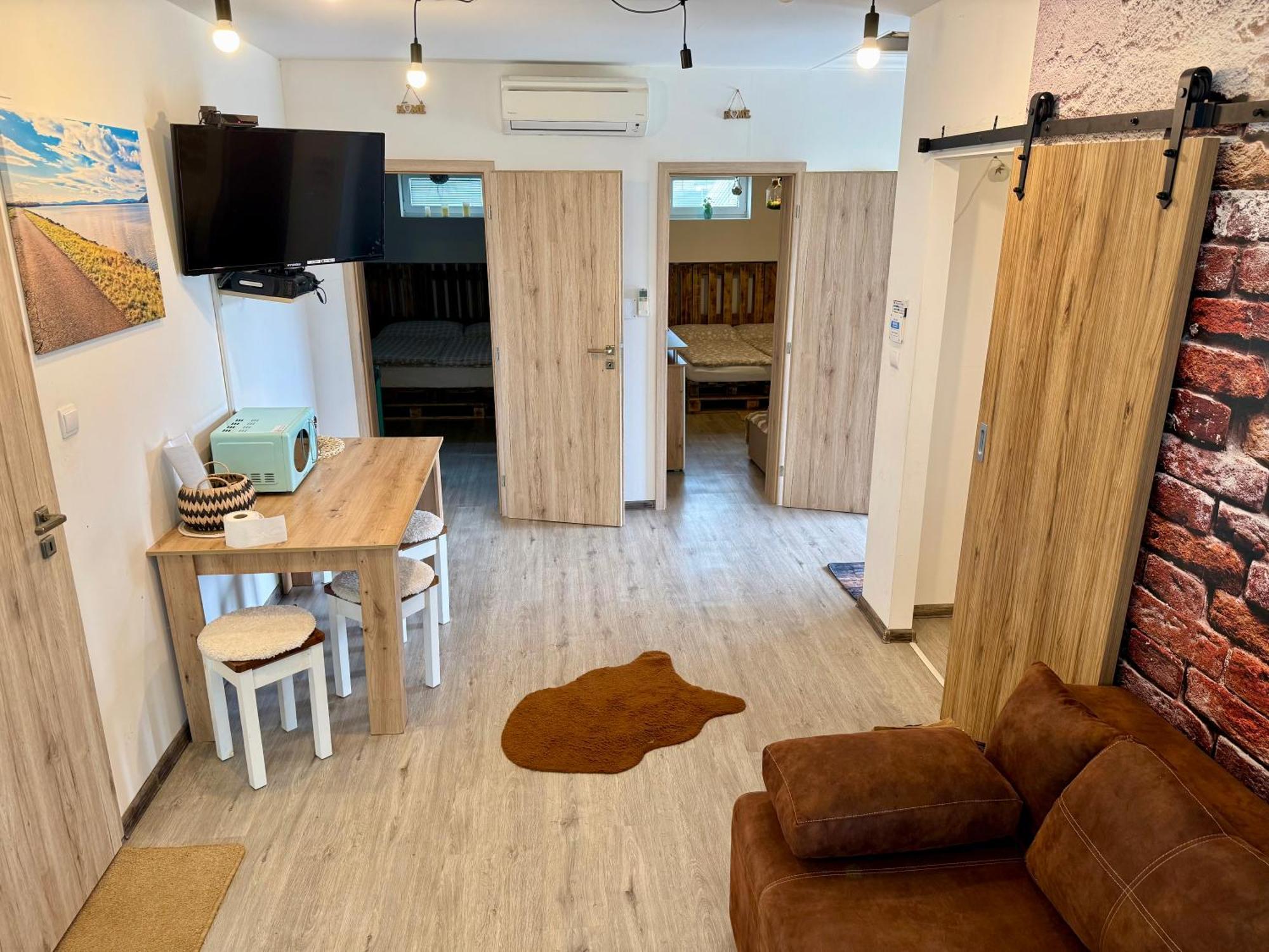 Apartmany Apollo Michalovce Exterior photo